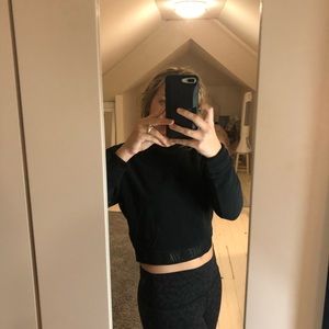 NIKE cropped sweatshirt